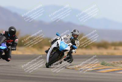 media/Jan-15-2023-SoCal Trackdays (Sun) [[c1237a034a]]/Turn 15 (1pm)/